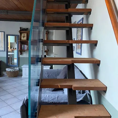 Grazioso In Centro Con Terrazza Privata