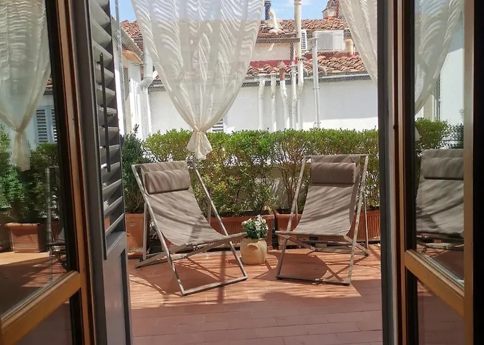 Grazioso In Centro Con Terrazza Privata *